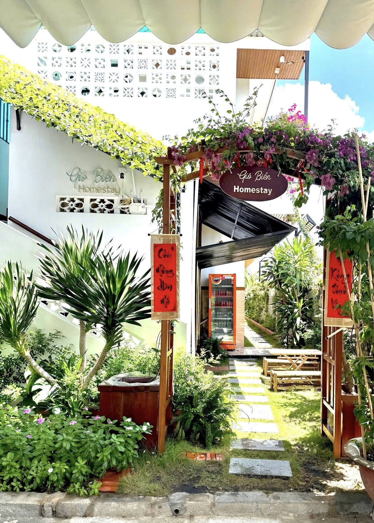 Gió Biển Homestay